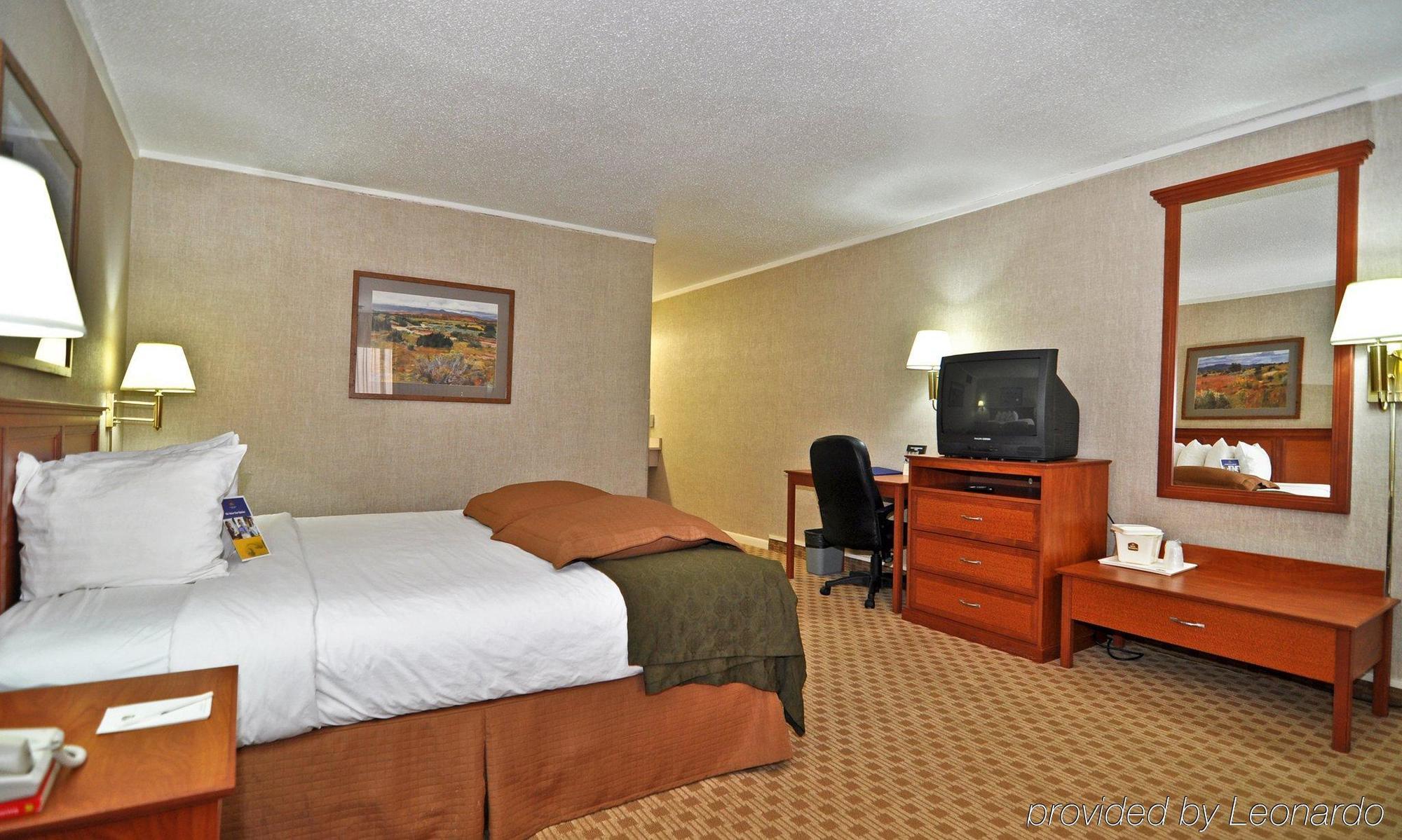 Days Inn & Suites By Wyndham Trinidad Exterior photo